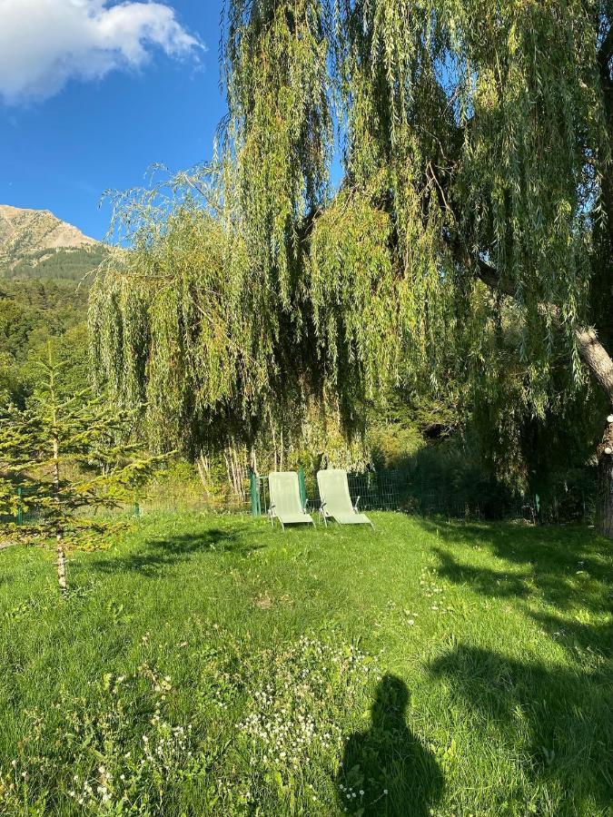 Maison Refaite A Neuf En Pleine Nature Puy-Saint-Eusebe المظهر الخارجي الصورة